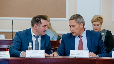 На расширенном заседании комитета - о проекте бюджета